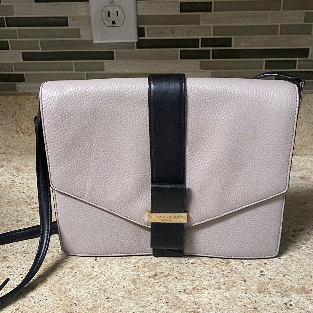 Kate Spade taupe and black leather purse